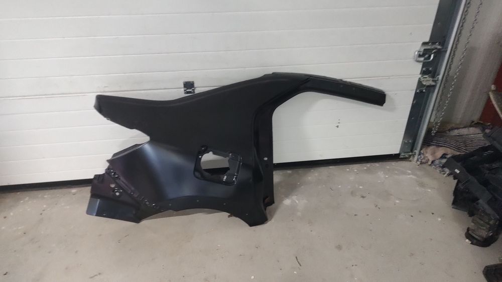 Aripa dreapta spate Logan 2 stepway