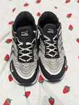 Маратонки Nike AIR max 35,5 номер