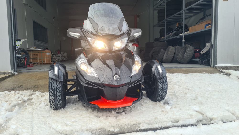 Can-Am Spyder 2016