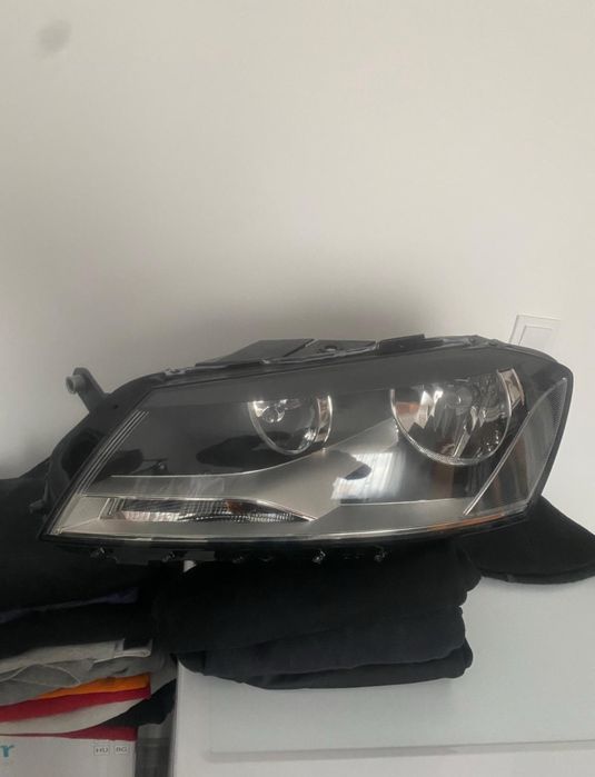 Far si proiector dreapta