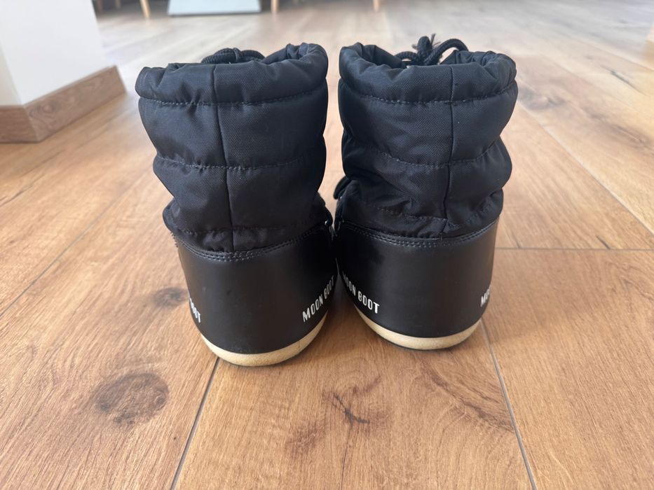 Апрески Moon boot