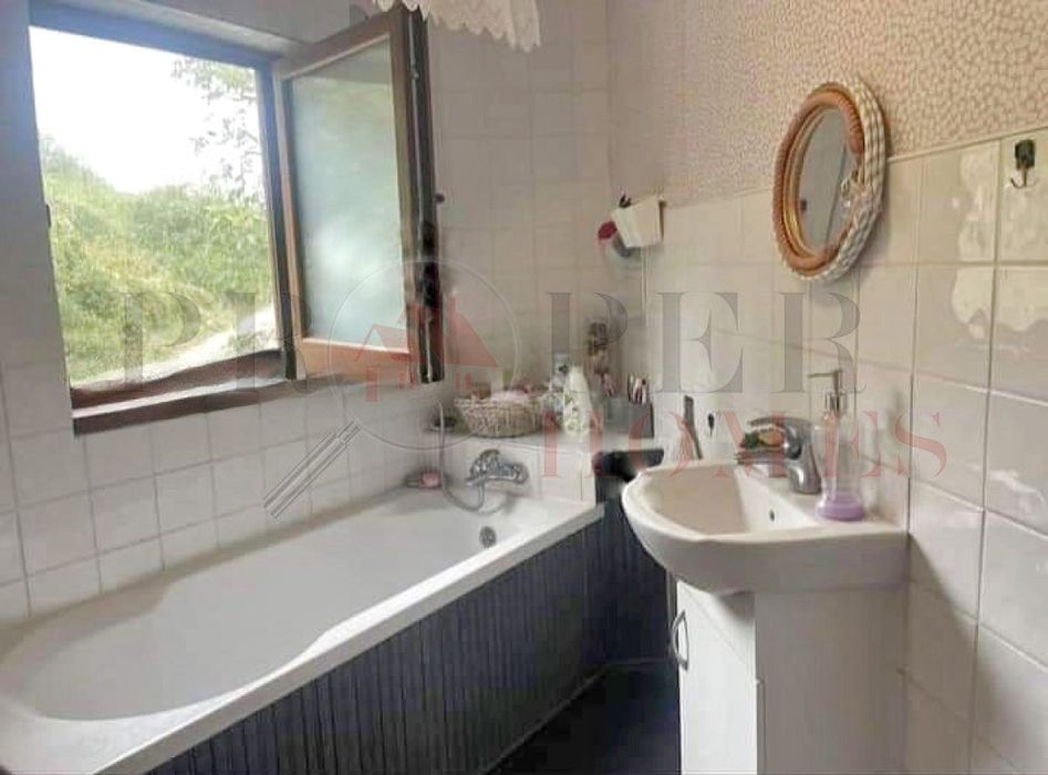 Продава се Къща в с. Димча, Област Велико Търново - 100 кв.м за 380 €/кв.м - Снимка #14