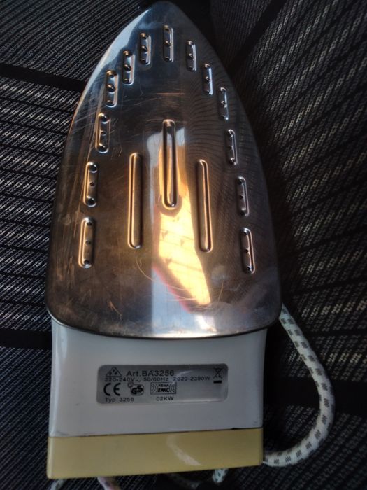 Fier de călcat cu abur