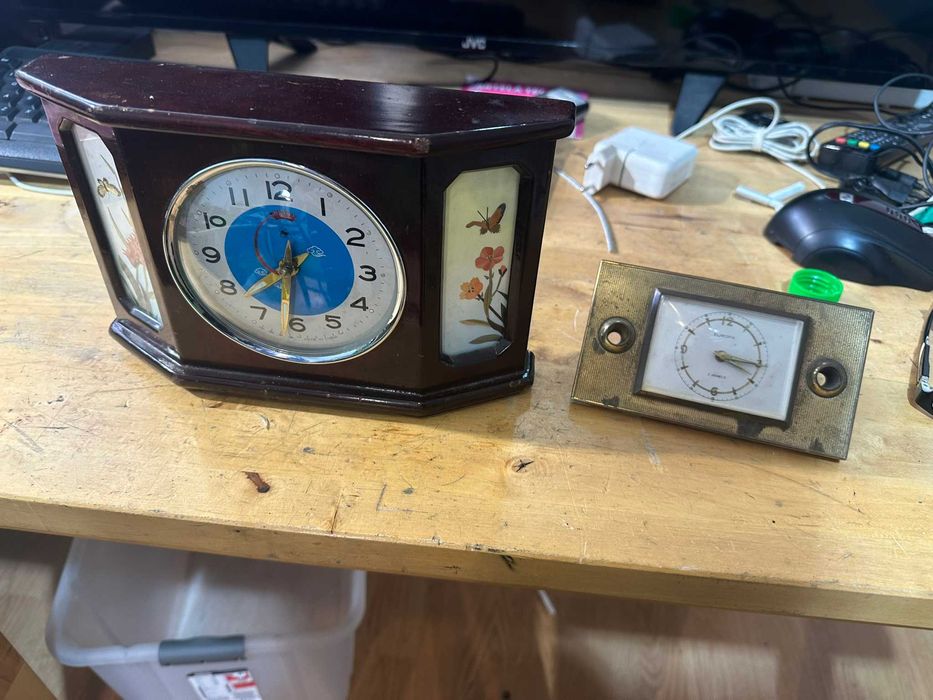 2 x ceas de masa chinezesc si un europa
