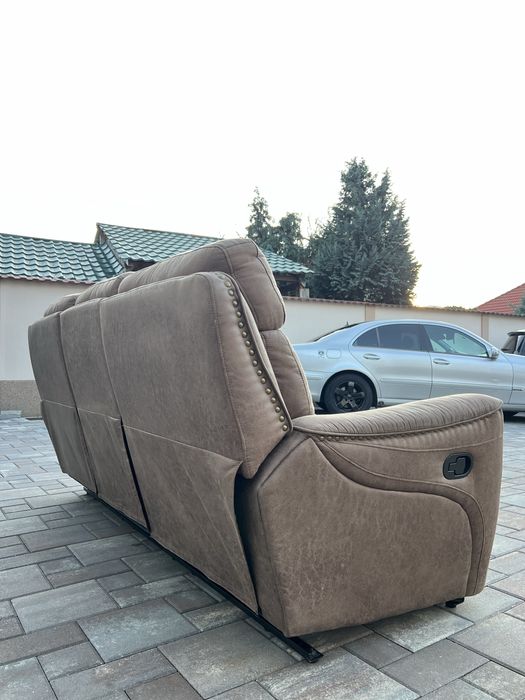 Canapea Living ~ Sufragerie 3 Locuri cu Recliner