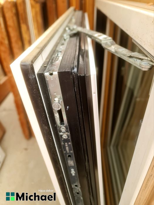 Tripan lemn stratificat,Internorm ,Austria