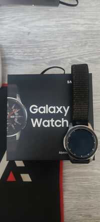 Galaxy watch SM-R800 в хорошем состоянии