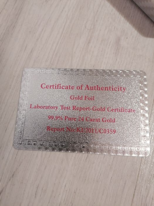 Pachet cărți de joc poker argintii, cu foita de aur 24kt,din plastic,