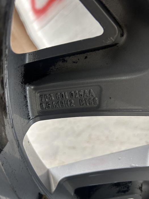 Jante touareg 265/50 R 19/ 5x120 Et 59