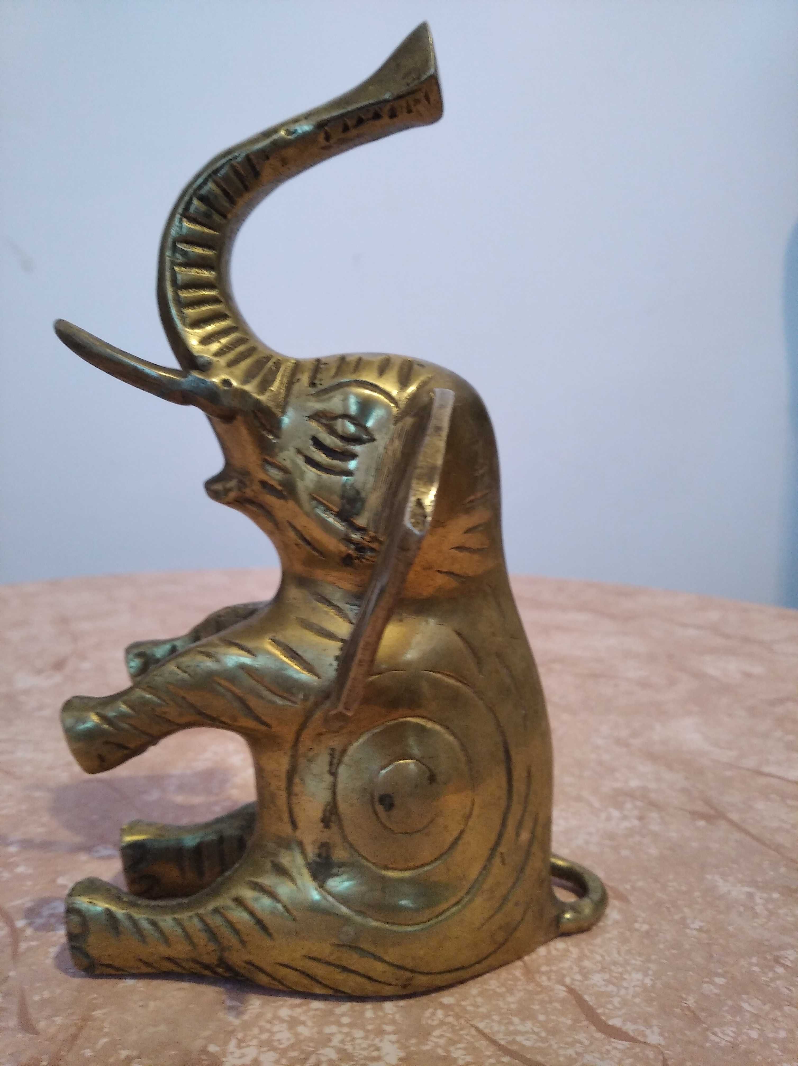Статуетка от месинг - Слон, Кон
