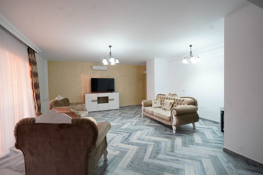 Apartament la casă de închiriat – Construcție nouă, modernă, prima înc