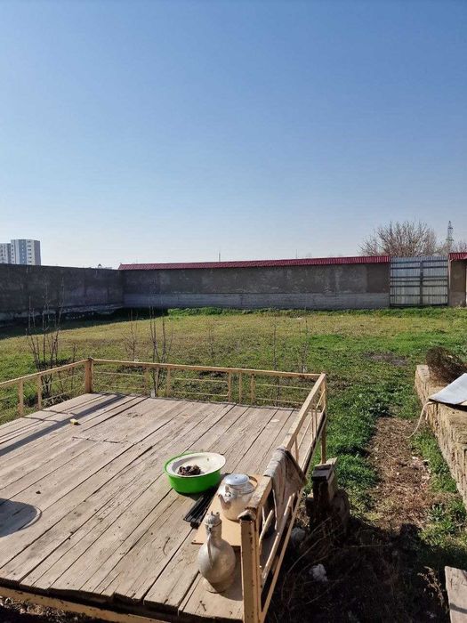 Срочно сдается дом,4 комнаты,8 соток.Сергели авторынок.