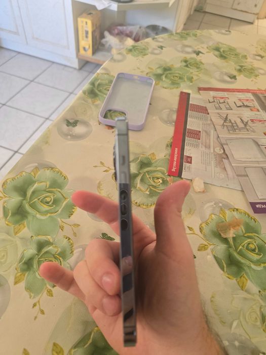 Iphne 13 Sierra Blue неразличим от нов