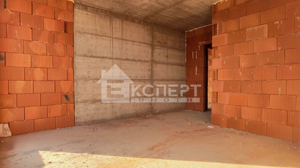 Продава се Тристаен апартамент в Пловдив, Христо Смирненски - 125 кв.м за 1346 €/кв.м - Снимка #12