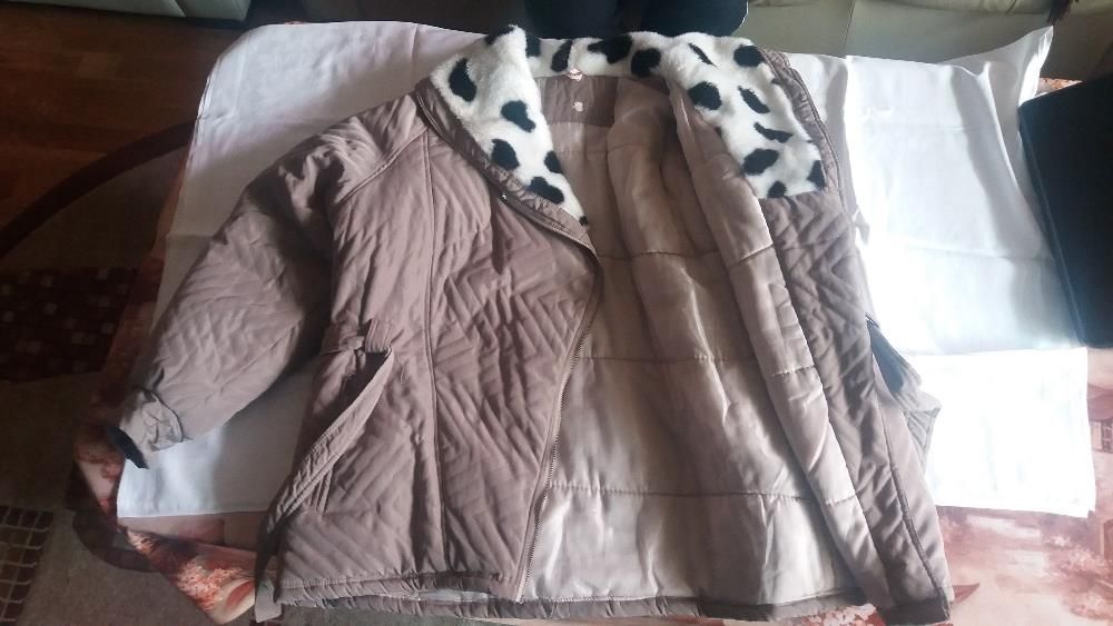 Geaca dama de iarna, imblanita, marimea 42-44