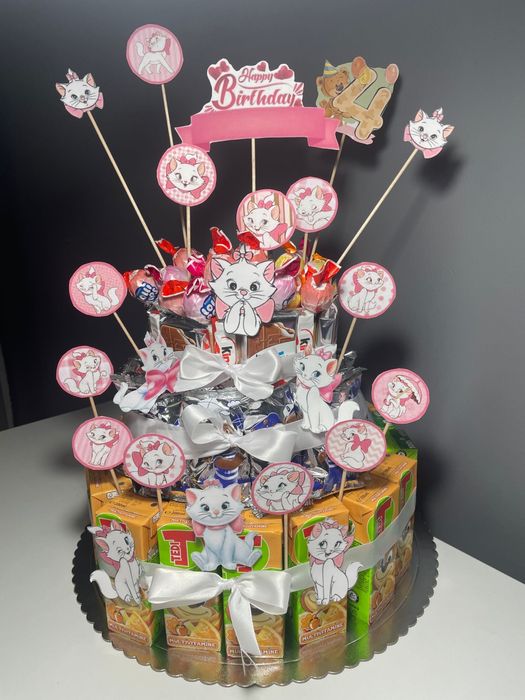 Tortulete din dulciuri ambalate