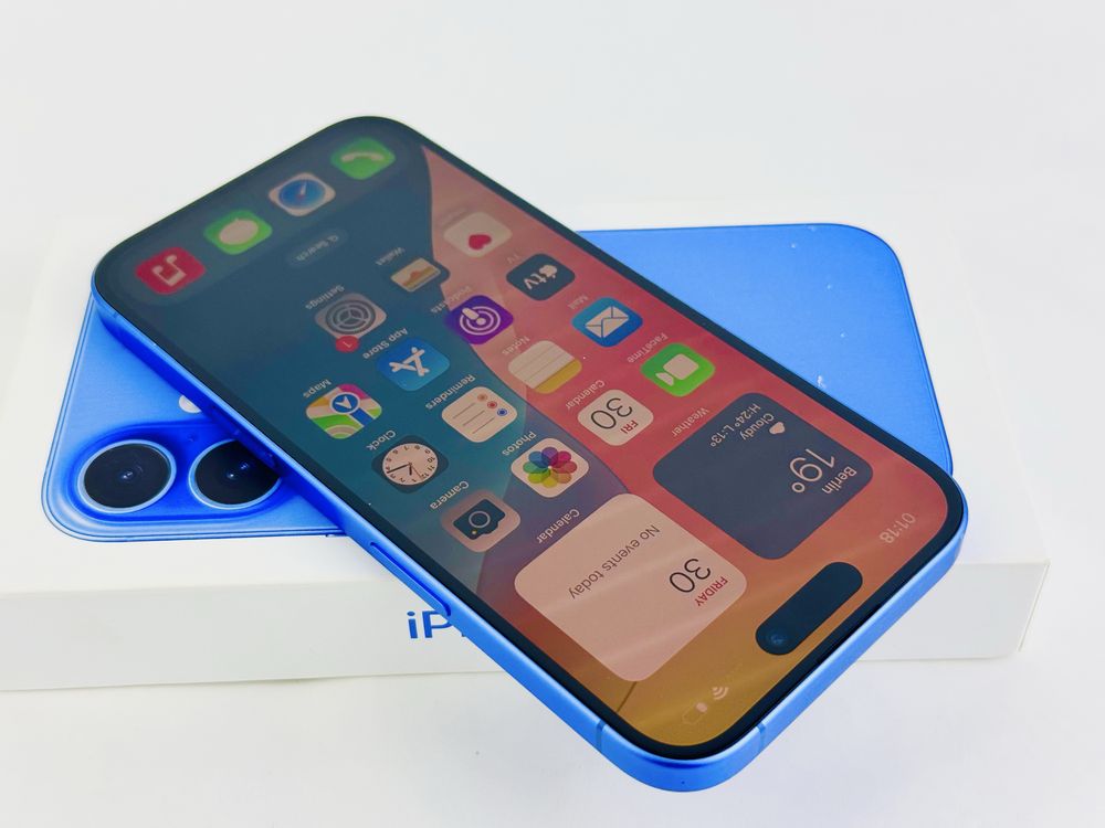 Apple iPhone 16 256GB Ultramarine 100% Батерия! Гаранция!