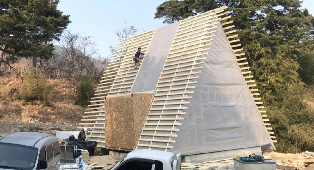 Cabane tip A frame