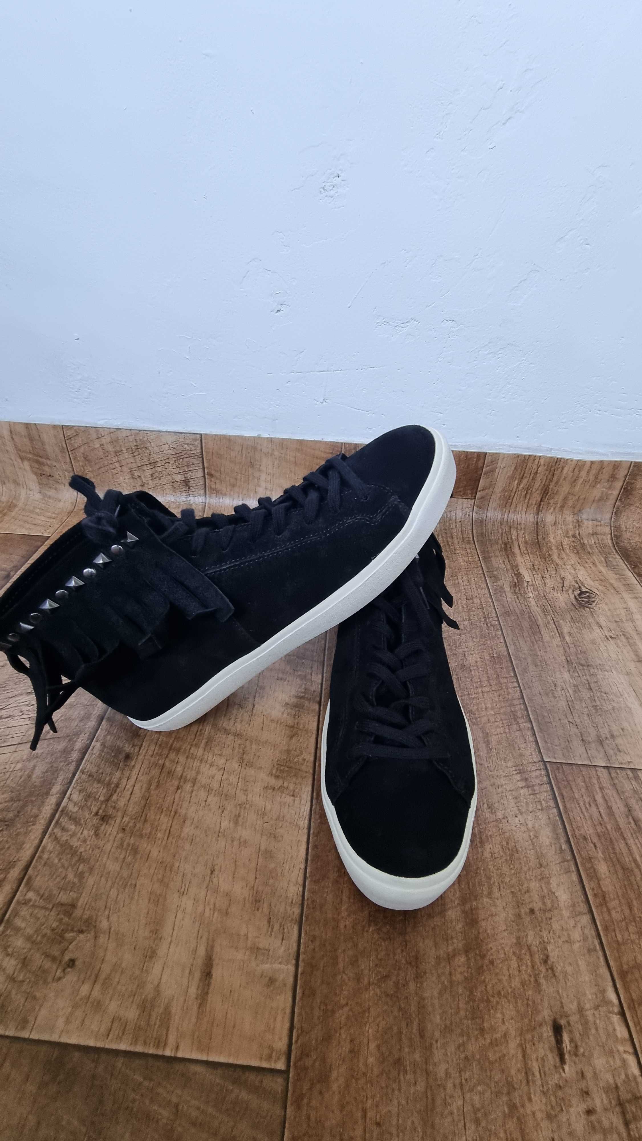 Adidas,New Balance,Mustang,Zara sneackers,различни размери