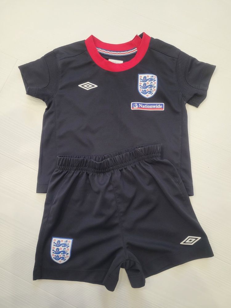 Детско екипче Umbro England(6-12m)