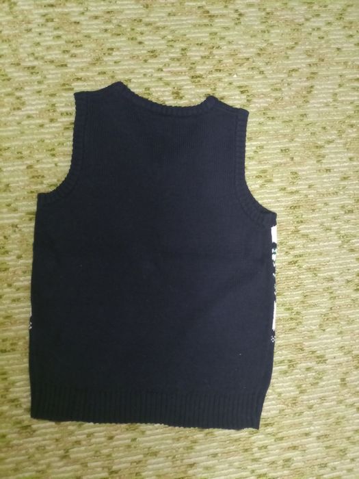 Детско елече с коледни мотиви