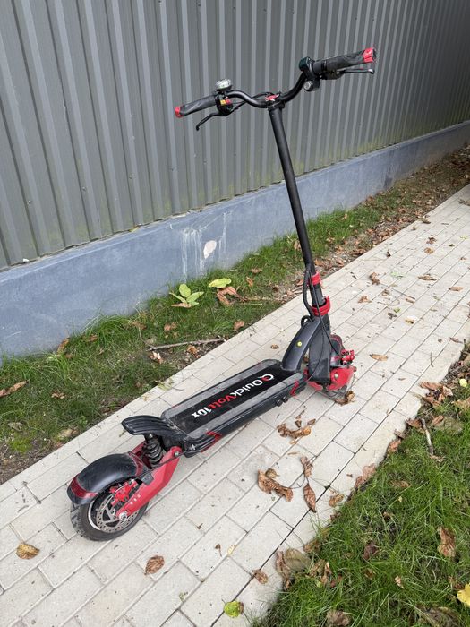 Trotineta Quickvolt sau Zero 10x dual motor