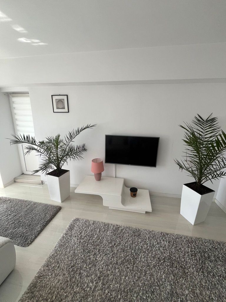 Proprietar,vând apartament.cu 3 camere tip D etaj2/4 Ștefan cel Mare
