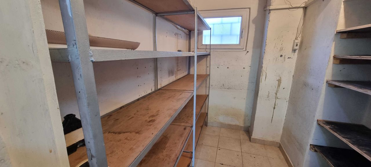 Дава се под наем Магазин в Разград, Абритус - 36 кв.м за 229.5 € - Снимка #6