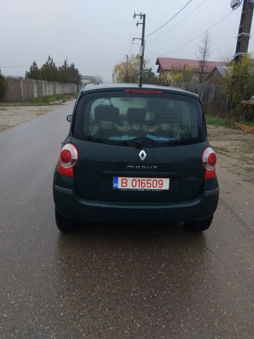 Vând Renault modus