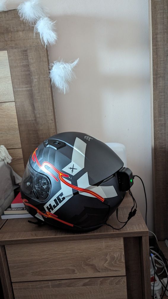 Casca motocicletă HJC mărime L customizată