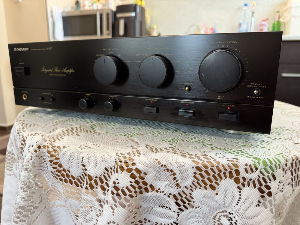 Pioneer A-447 стерео усилвател