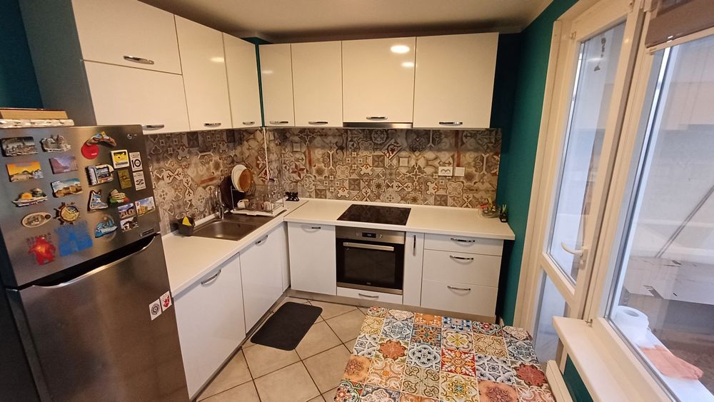Продава се Тристаен апартамент в София, Люлин 4 - 84 кв.м за 2018 €/кв.м - Снимка #2