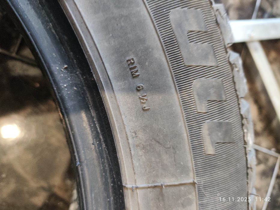 Продавам зимни гуми