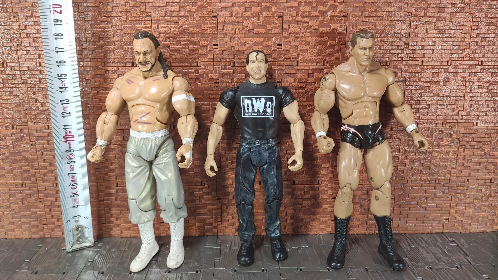 WWE RAW фигури кечисти