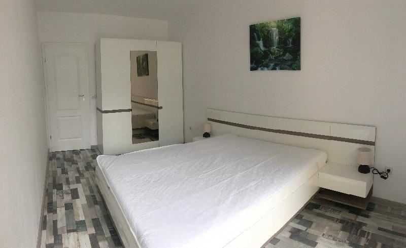 Продава се Двустаен апартамент в София, Оборище - 75 кв.м за 2298 €/кв.м - Снимка #5