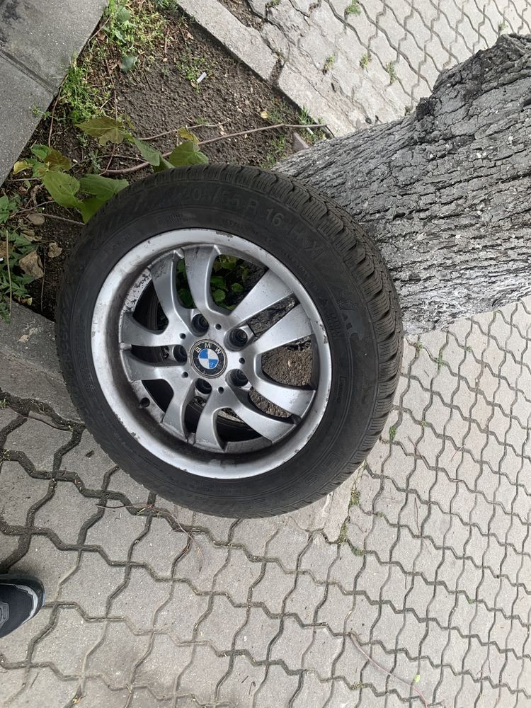 jante bmw pe 16 cu tot cu anvelope bune 205 55 16