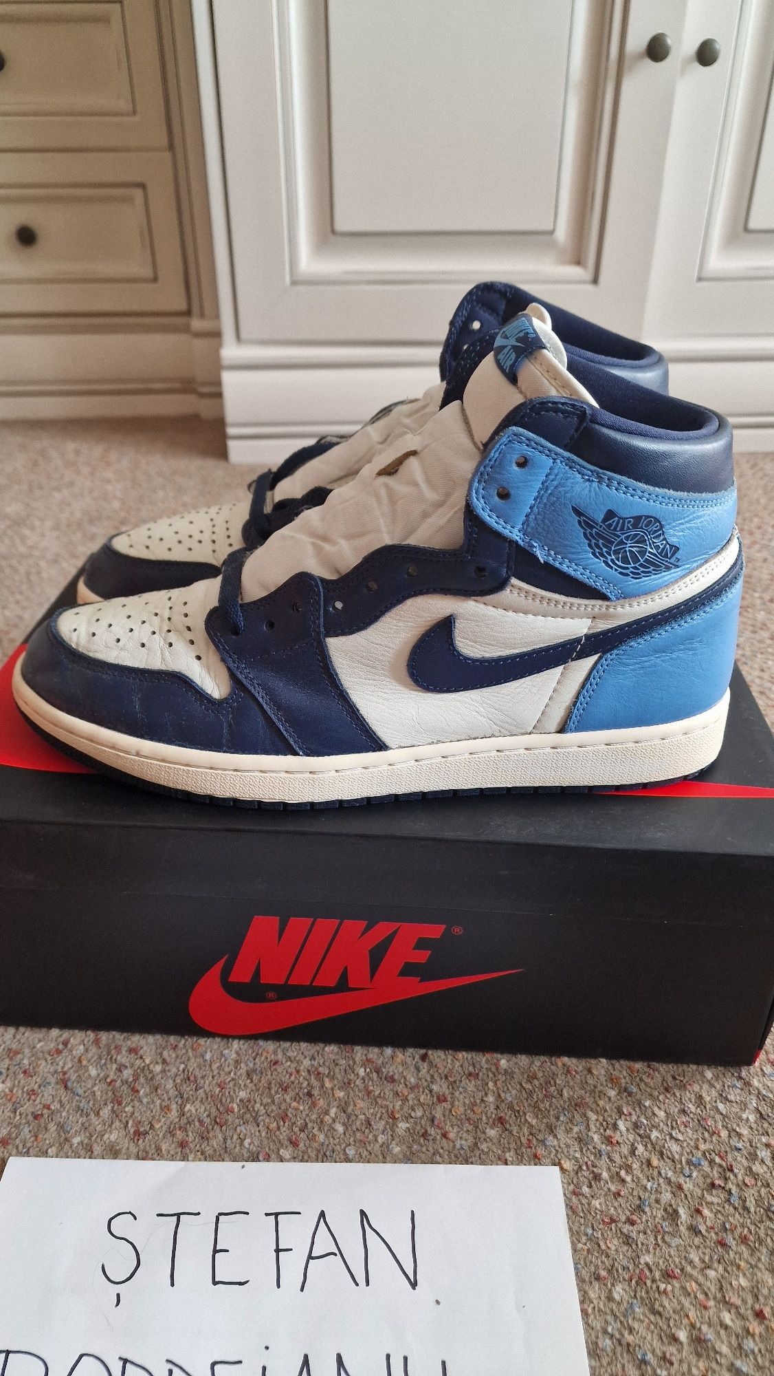 Jordan 1 Obsidian UNC