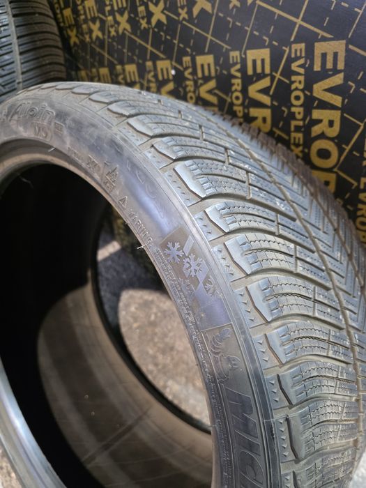 Гуми Pirelli P Zero 285-40-20