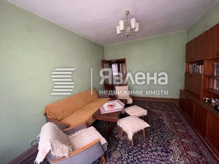 Продава се Тристаен апартамент в Благоевград, Идеален център - 83 кв.м за 992 €/кв.м - Снимка #1