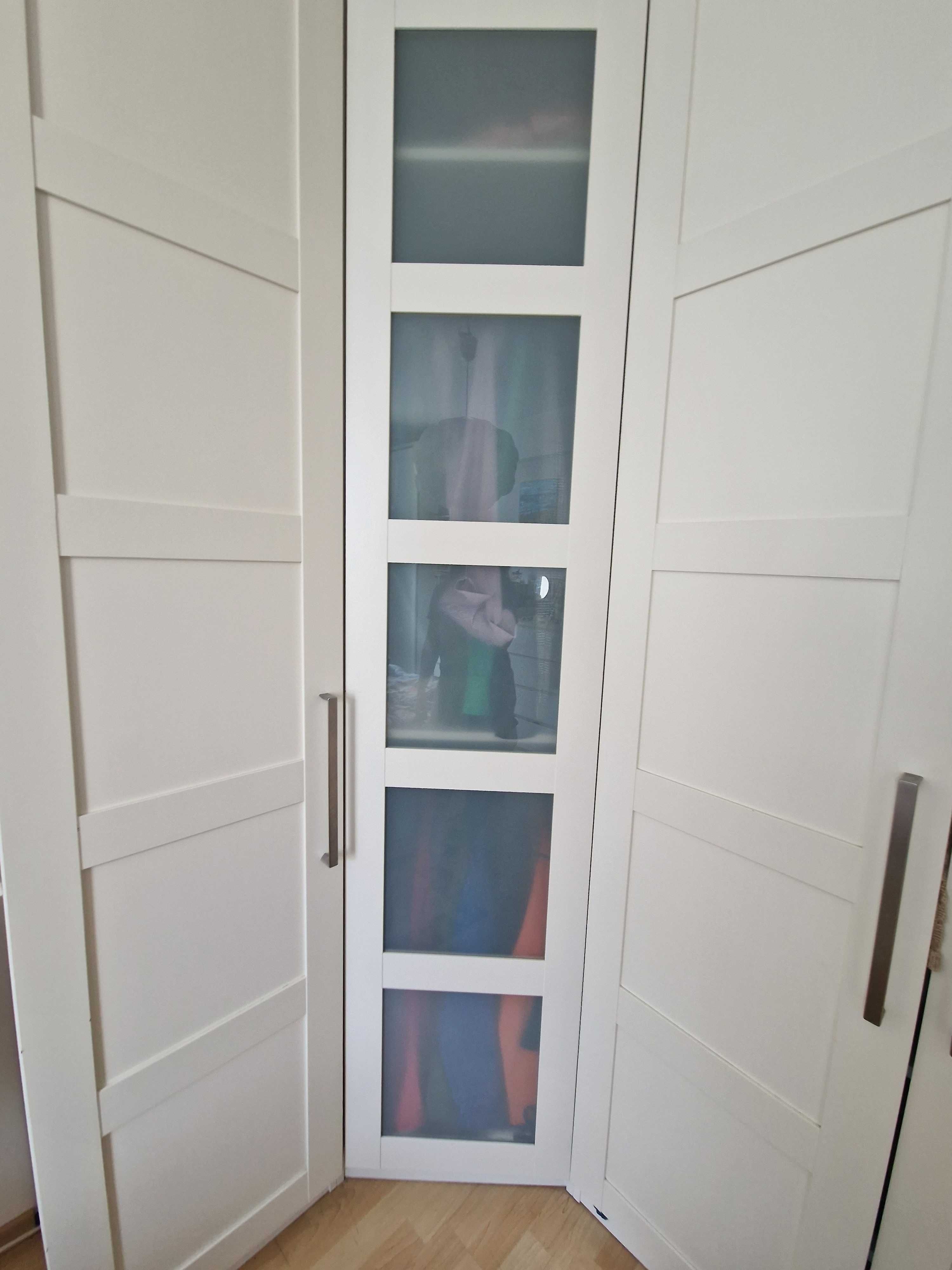 Врати IKEA модел BERGSBO с дръжки и панти