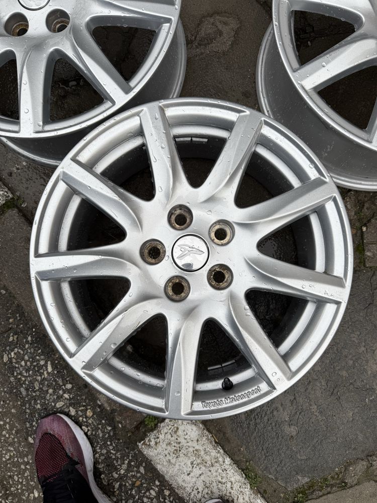Оригинални алуминиеви джанти за тойота toyota 17 цола 5x114.3