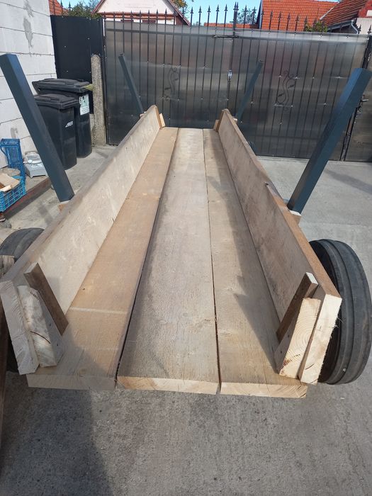 Vând căruță după tractor