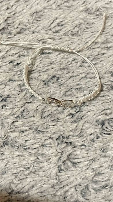 Ръчно плетени гривни