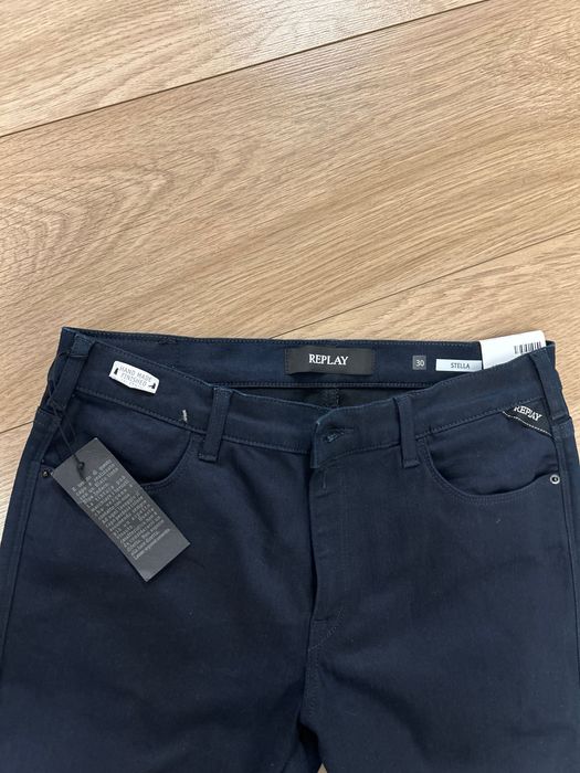 Нови дънки REPLAY slim