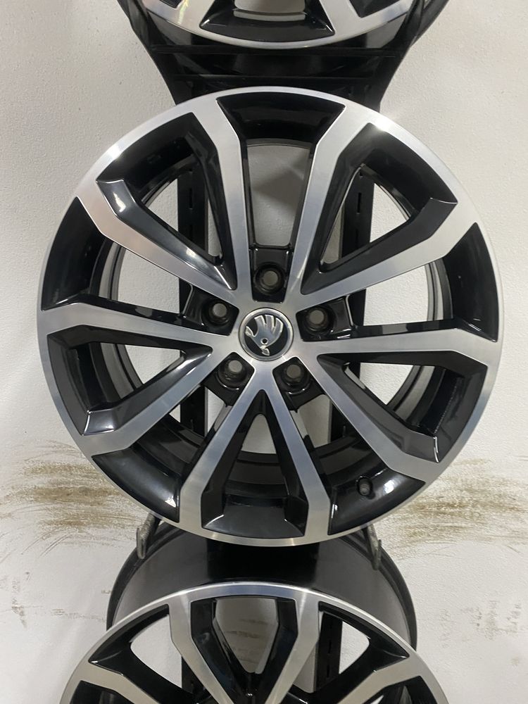 Jante 17 originale Skoda Superb Octavia 3 4