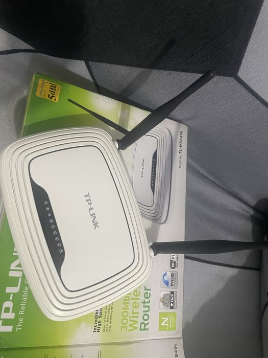 Router TPLink model TL-WR841N