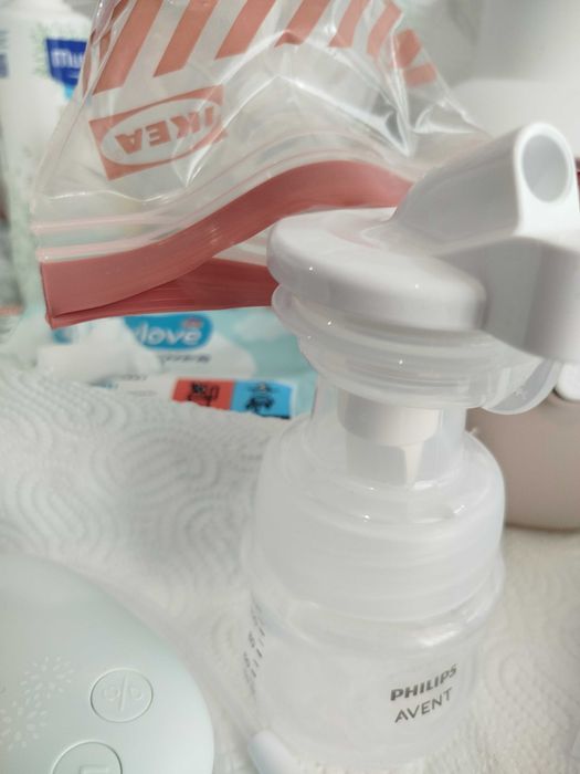 Ел. помпа за кърма Avent,2 предпазителя за зърна,подложки за кърмачки