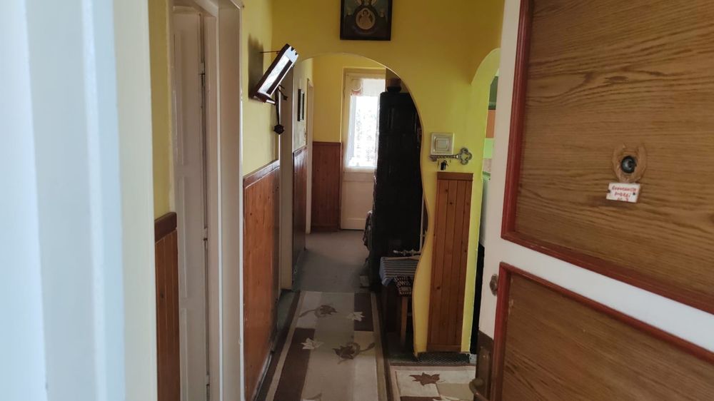 Apartament cu 3 camere