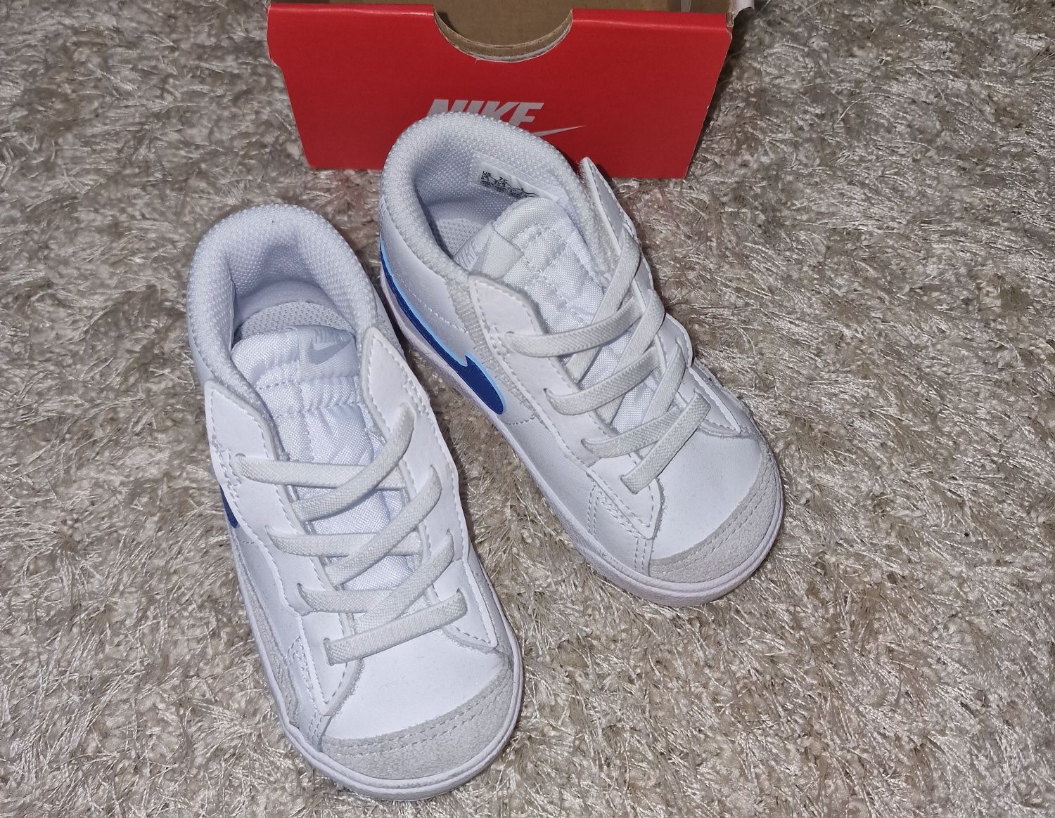 Nike  albi blaze 23.5