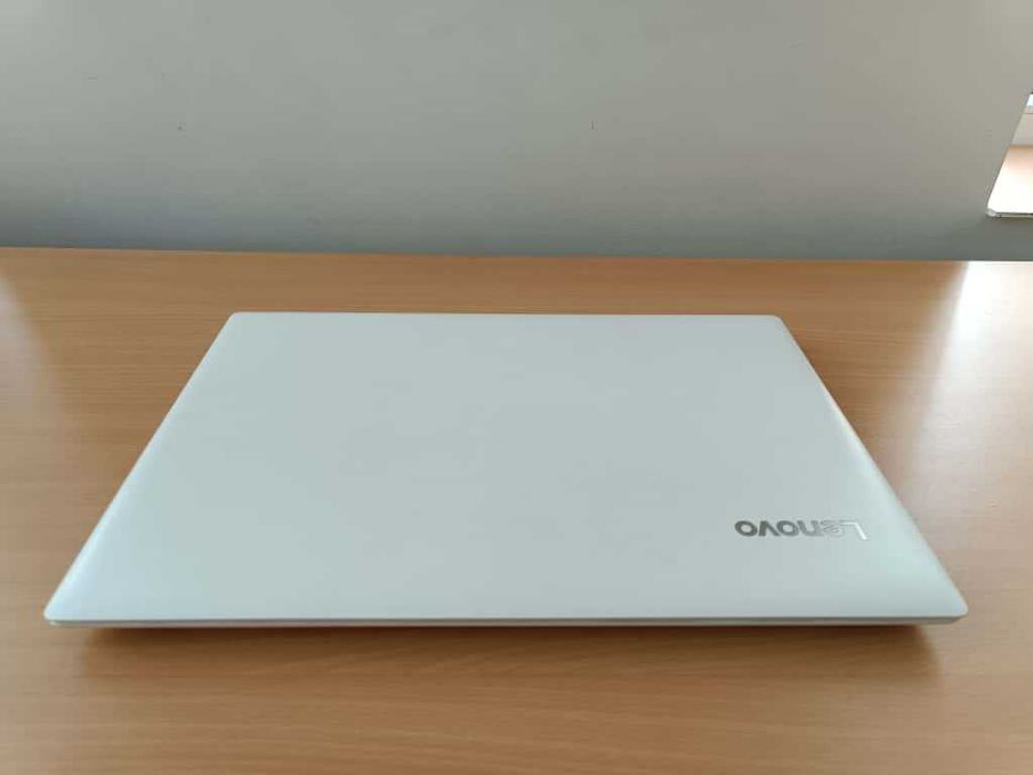 Laptop Lenovo IdeaPad 330